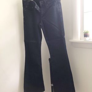 GAP DARK DENIM LONG AND LEAN JEANS